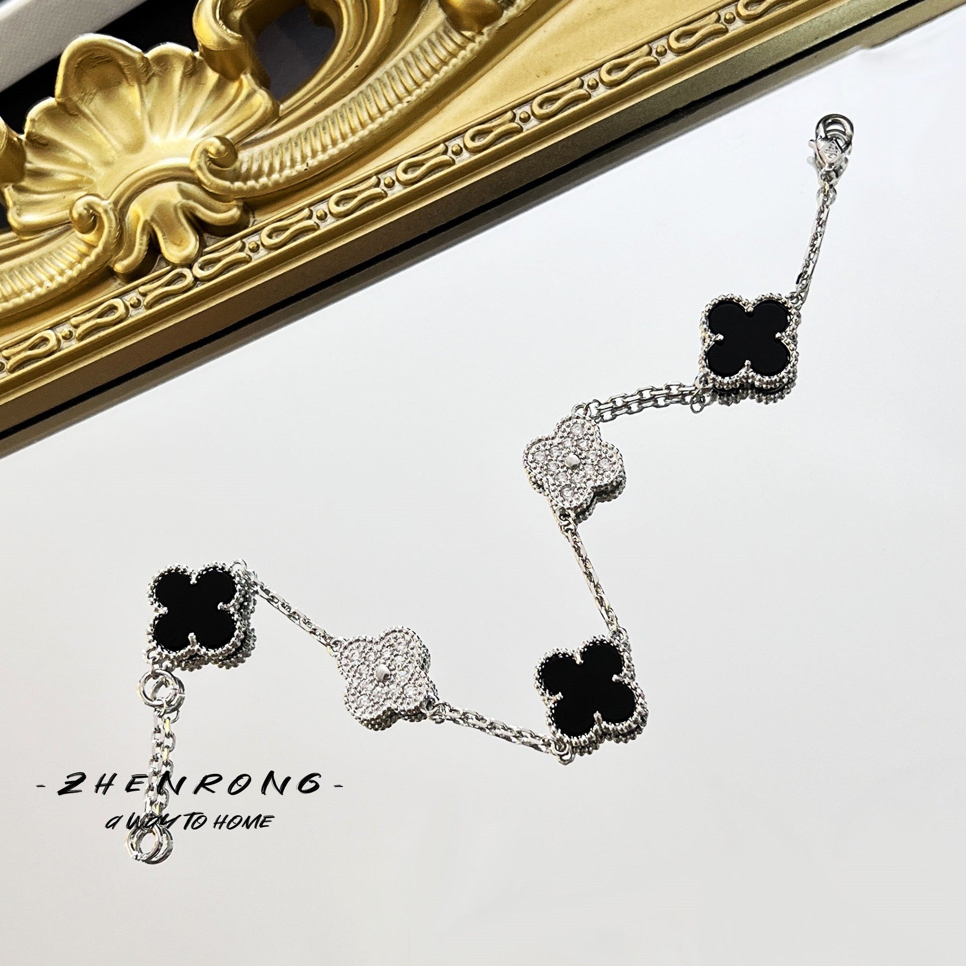 Wholesale Panda Four-Leaf Clover Design Bracelet Sweet Cool Style Trendy Jewelry Accessory