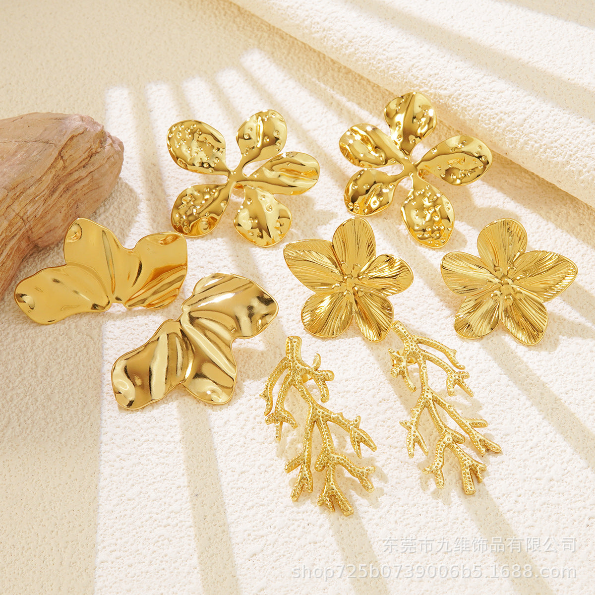 Wholesale light luxury  exaggerated earrings geometric stainless steelearrings