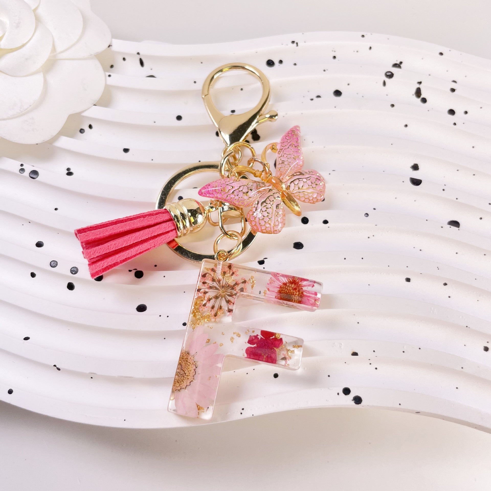 Wholesale Pink Daisy Letter Keychains Butterfly Tassel Keychain ACC-KC-Jiay001