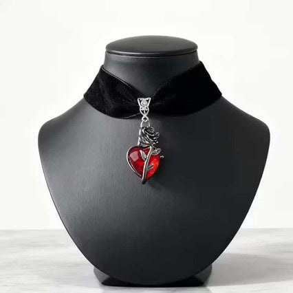 Wholesale Gothic Y2K Heart Pendant Necklace,  Fashion Jewelry Accessory for Party Gift