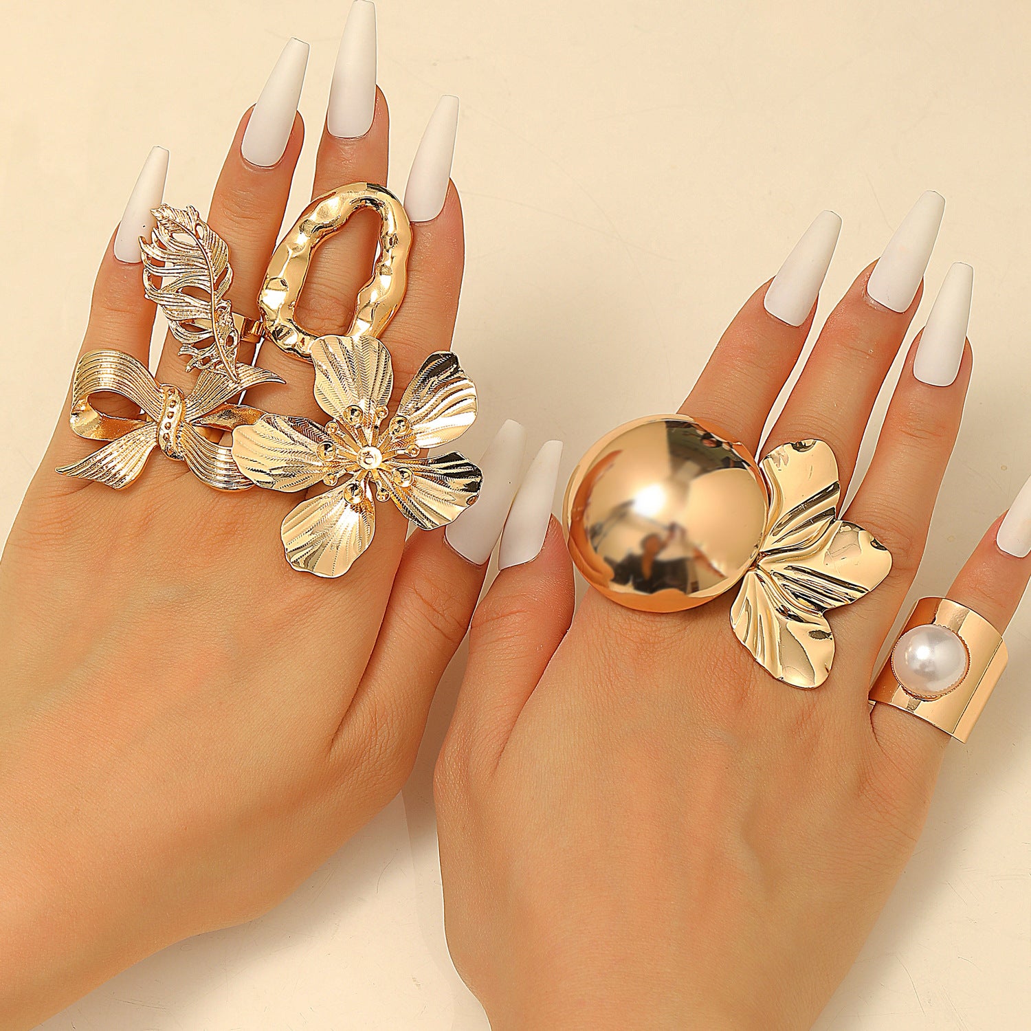 Anello irregolare da donna con linee geometriche in metallo con fiori e foglie all'ingrosso