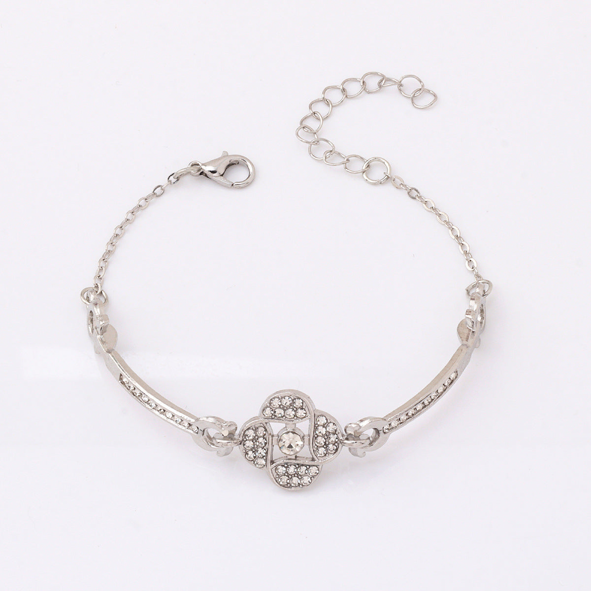 Wholesale Trendy Four-Leaf Clover Crystal Women' s Bracelet Gold Alloy Electroplated Jewelry Accessory ACCVIP