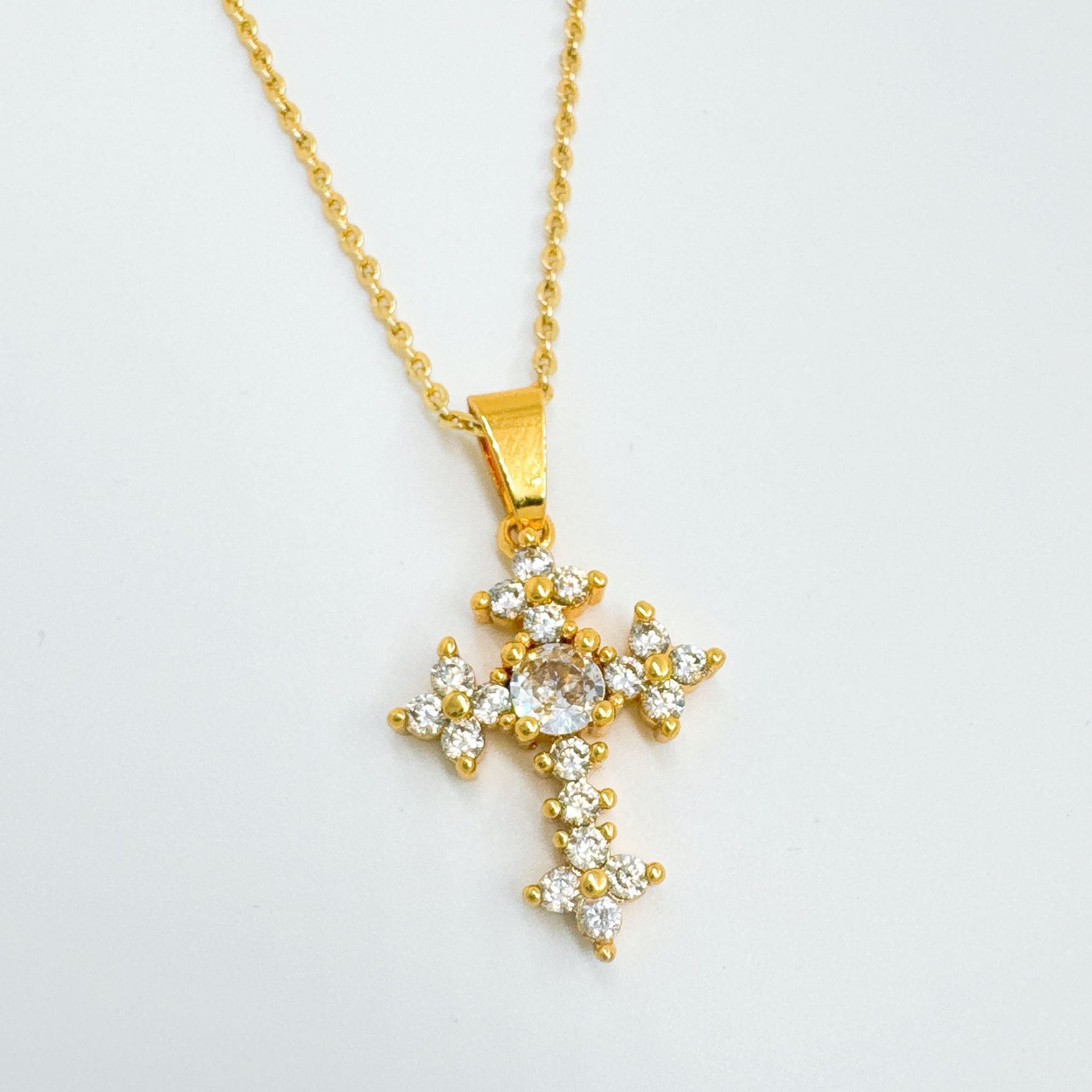 Wholesale Light Luxury Cross Necklace,  Gold Plated Copper Micro Inlaid Zircon