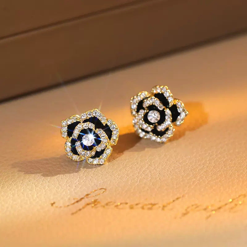 Wholesale Trendy Camellia Earrings Alloy Diamond Finish Fashion Jewelry for Party Gift Boutique Resale