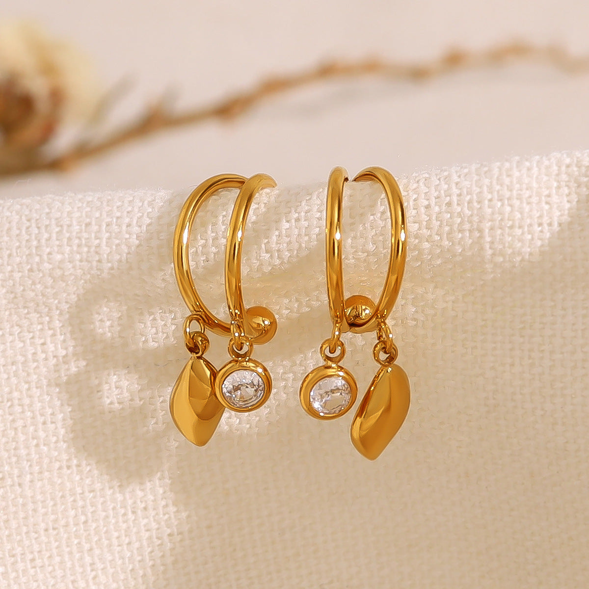 Wholesale  Geometric Glow Pendant 18K Gold Titanium Steel Round Zircon  Earrings