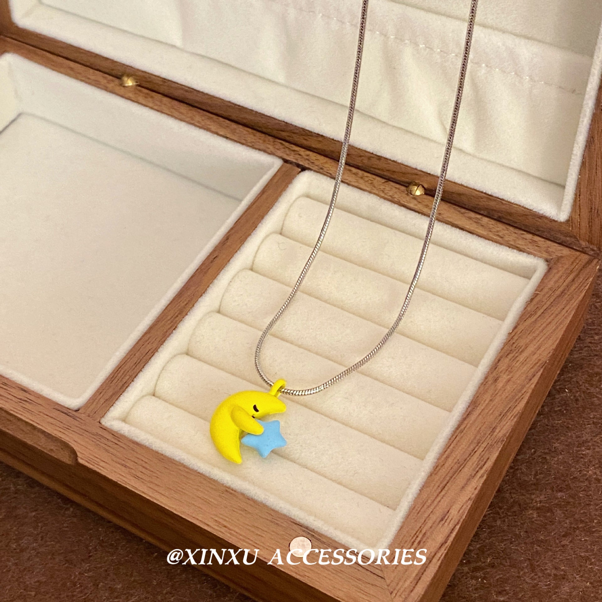 Wholesale Cute Yellow Moon Necklace