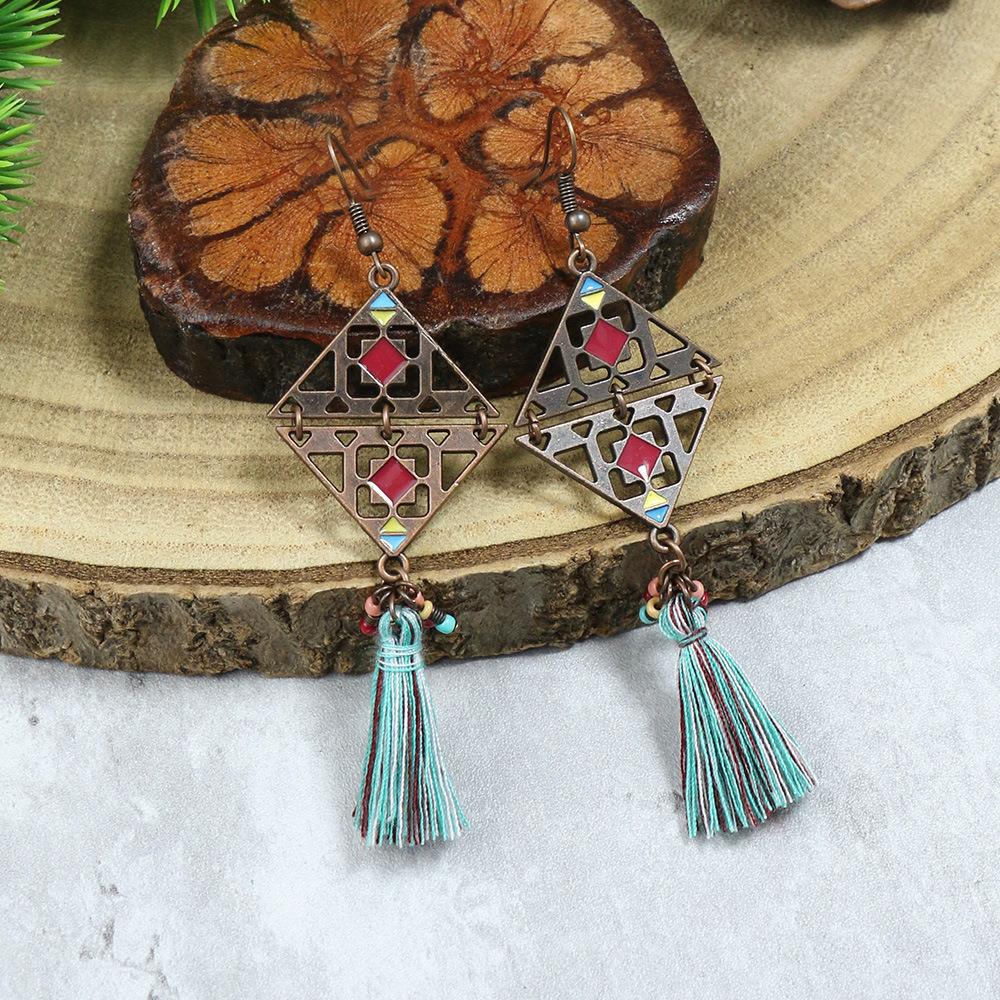 Wholesale Alloy Ethnic Vintage Tassel Drop Earrings - Trendy Everyday Jewelry Accessory