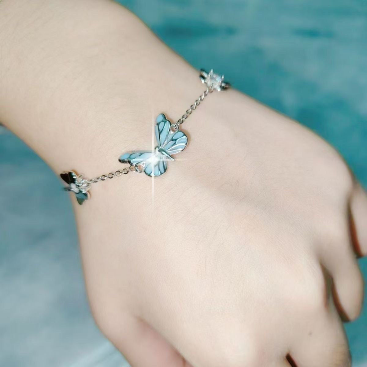 Wholesale Glow-in-the-Dark Butterfly Necklace,  Zinc Alloy Cross Chain,  Boutique Resale