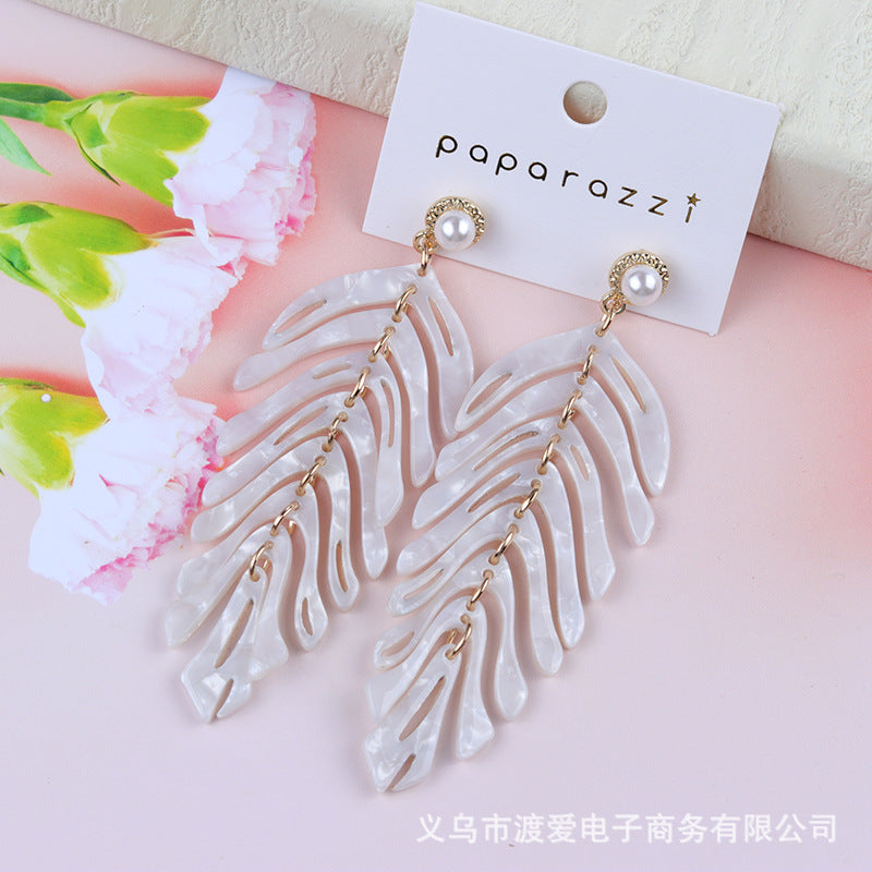 Wholesale leaf earrings fresh simple leaf acrylic acetate earrings Tassel Style