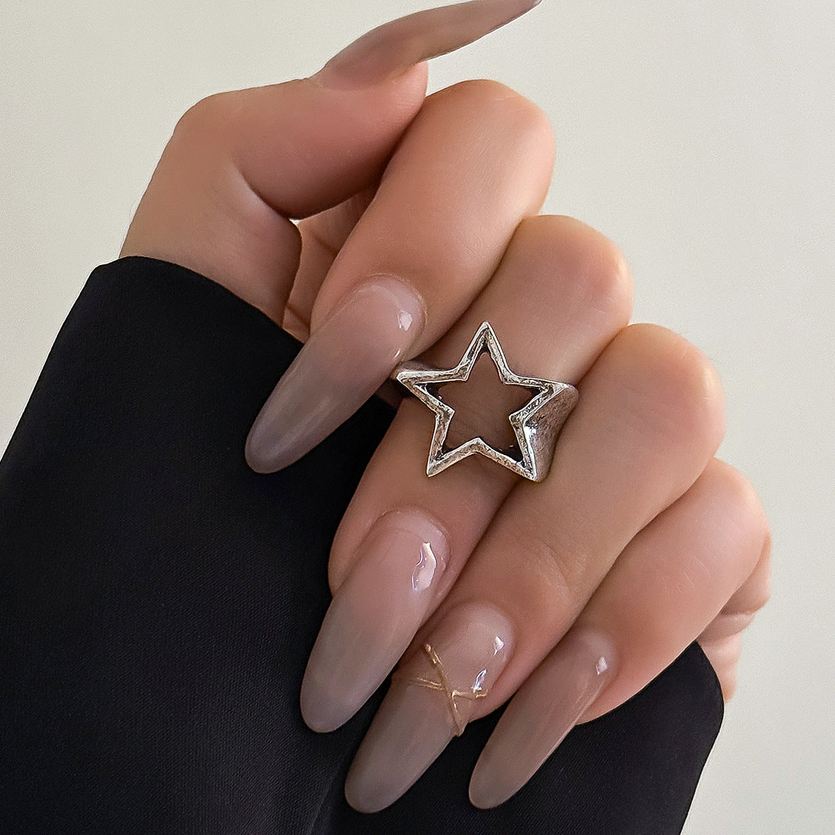 Wholesale Trendy Metal Hollow Star Ring Set - Geometric Five-Point Star Jewelry for Women,  Gift &  Everyday Wear
