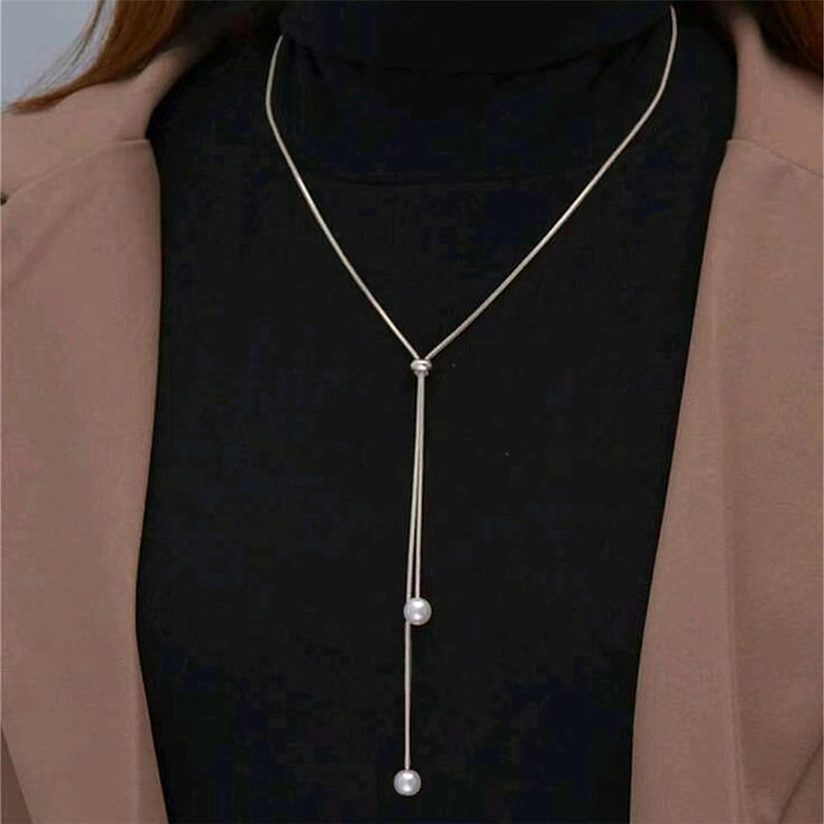 Collana regolabile estraibile lunga con nappa all'ingrosso