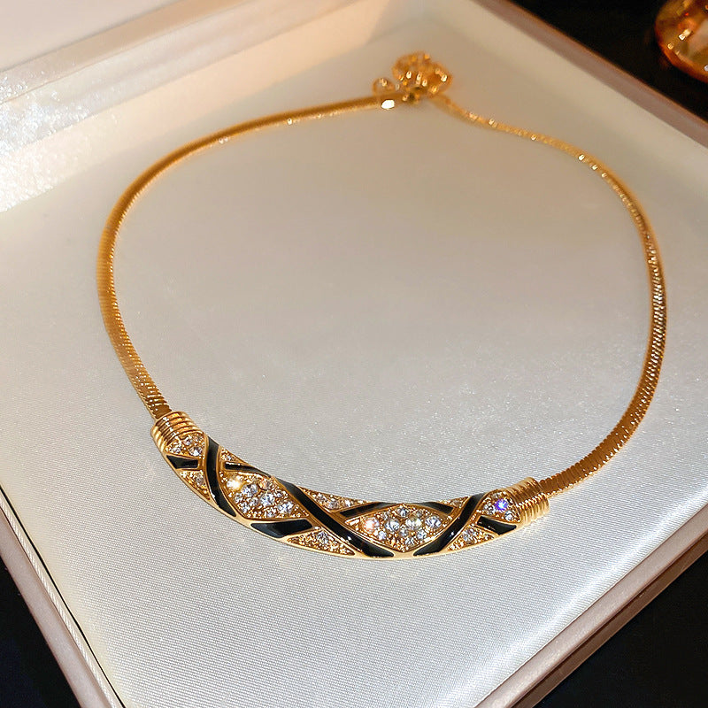 Wholesale Alloy Rhinestone Clavicle Necklace,  Geometric Vintage Style Fashion Jewelry Accessory for Gift