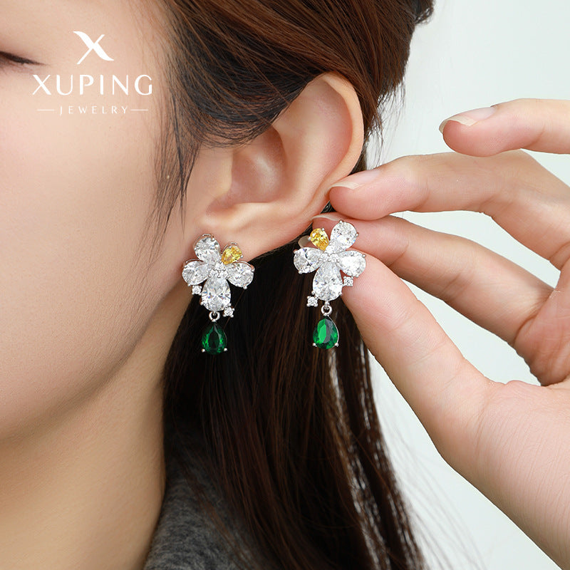 Wholesale  Fashion Light Luxury Flower Earrings