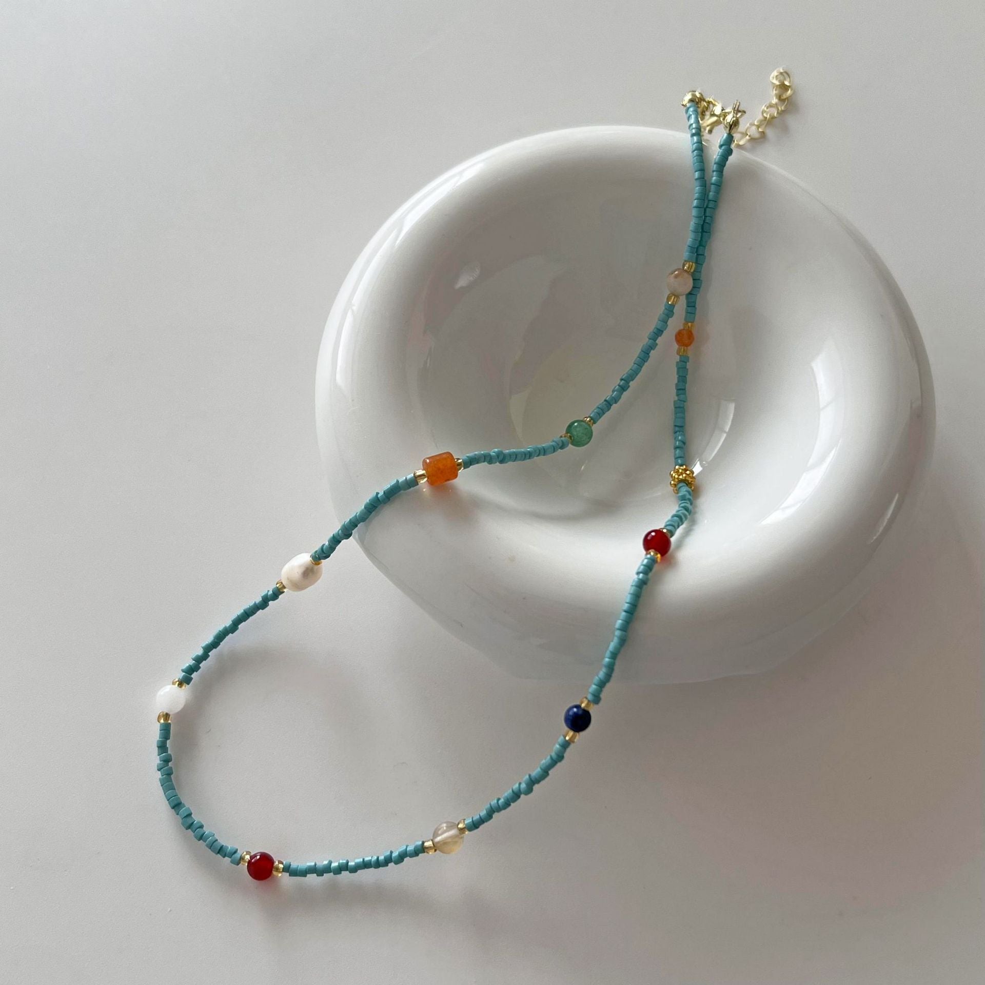 Wholesale Colorful Light Luxury Turquoise and Pearl Beaded Clavicle Necklace