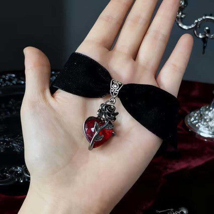 Wholesale Gothic Y2K Heart Pendant Necklace,  Fashion Jewelry Accessory for Party Gift