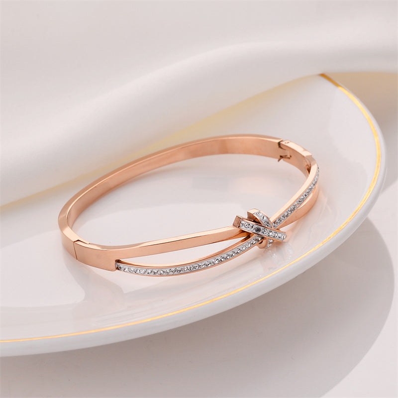 Wholesale  knotted  love rose gold titanium steel bracelet