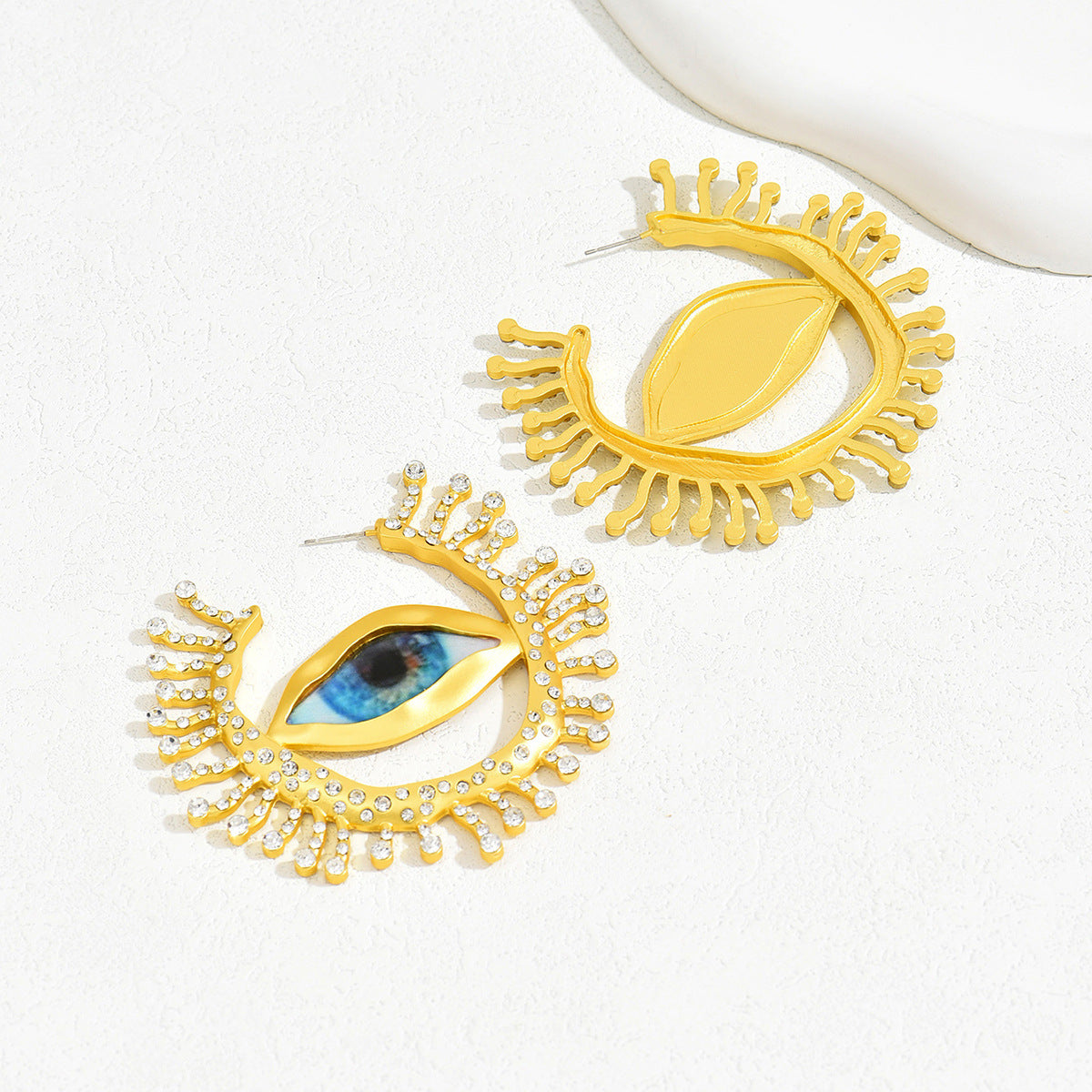 Wholesale Fashion OL Design Earrings Devil's Eye Earrings