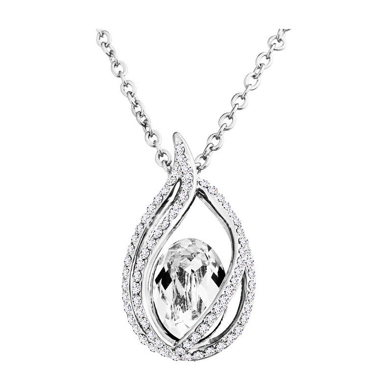 Wholesale luxury  flame heart oval crystal clavicle chain pendant necklace