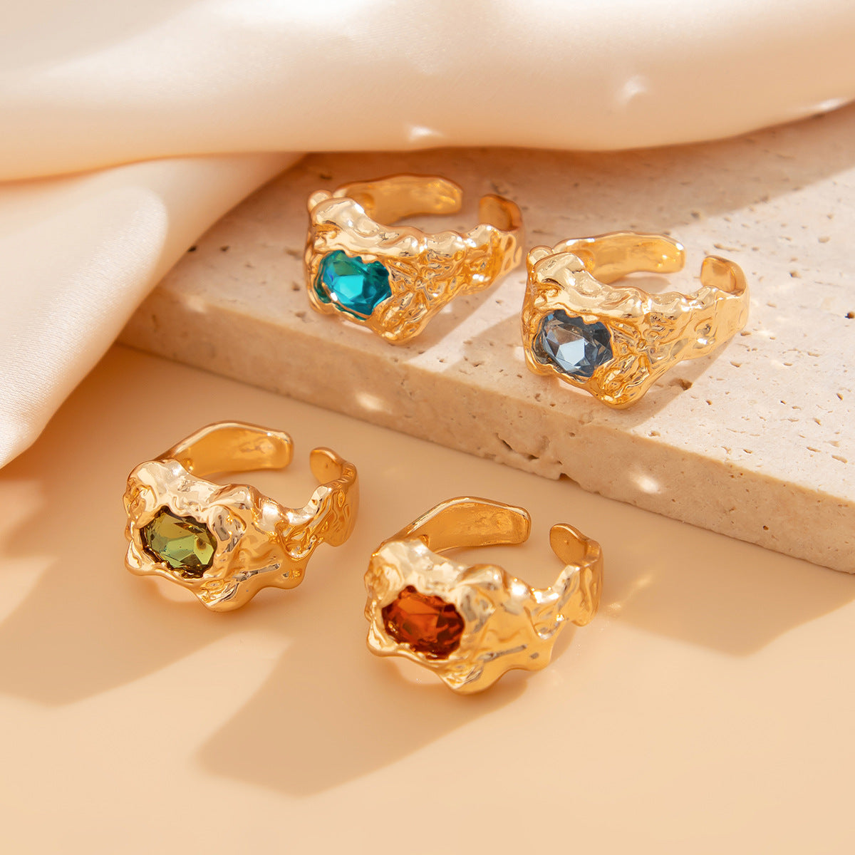 Wholesale Alloy Vintage Inlaid Ring Set