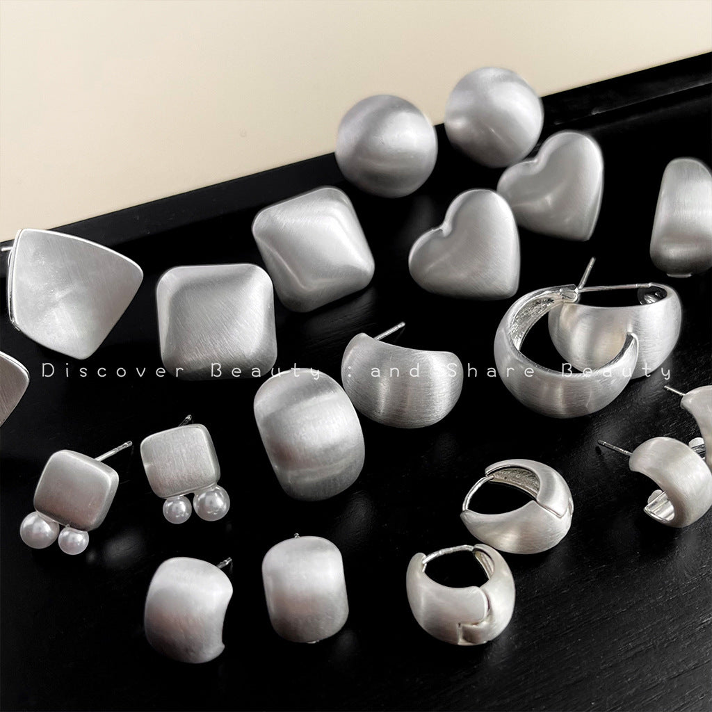 Wholesale  simple brushed frosted bean stud earrings