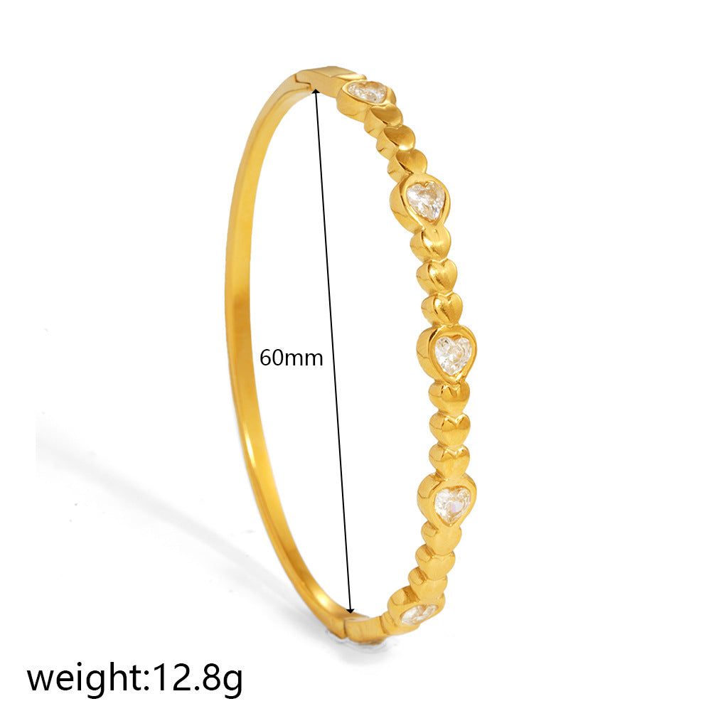 Wholesale Instagram Style Retro Stainless Steel Gold Heart Bracelet