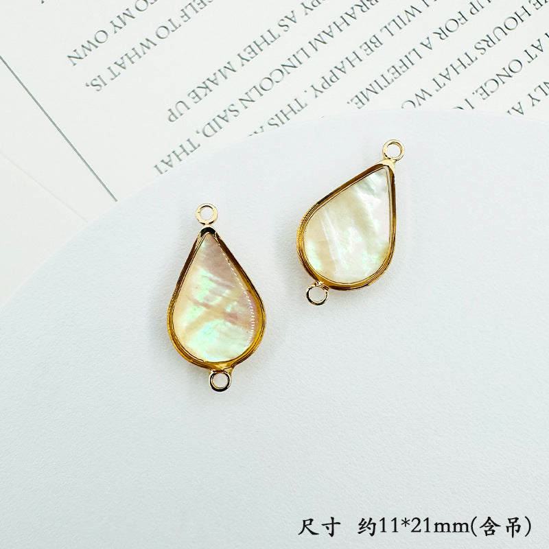 Wholesale Trendy Geometric Shell Pendant Copper Electroplated DIY Jewelry Accessory For Layering Necklaces Boutique Resale