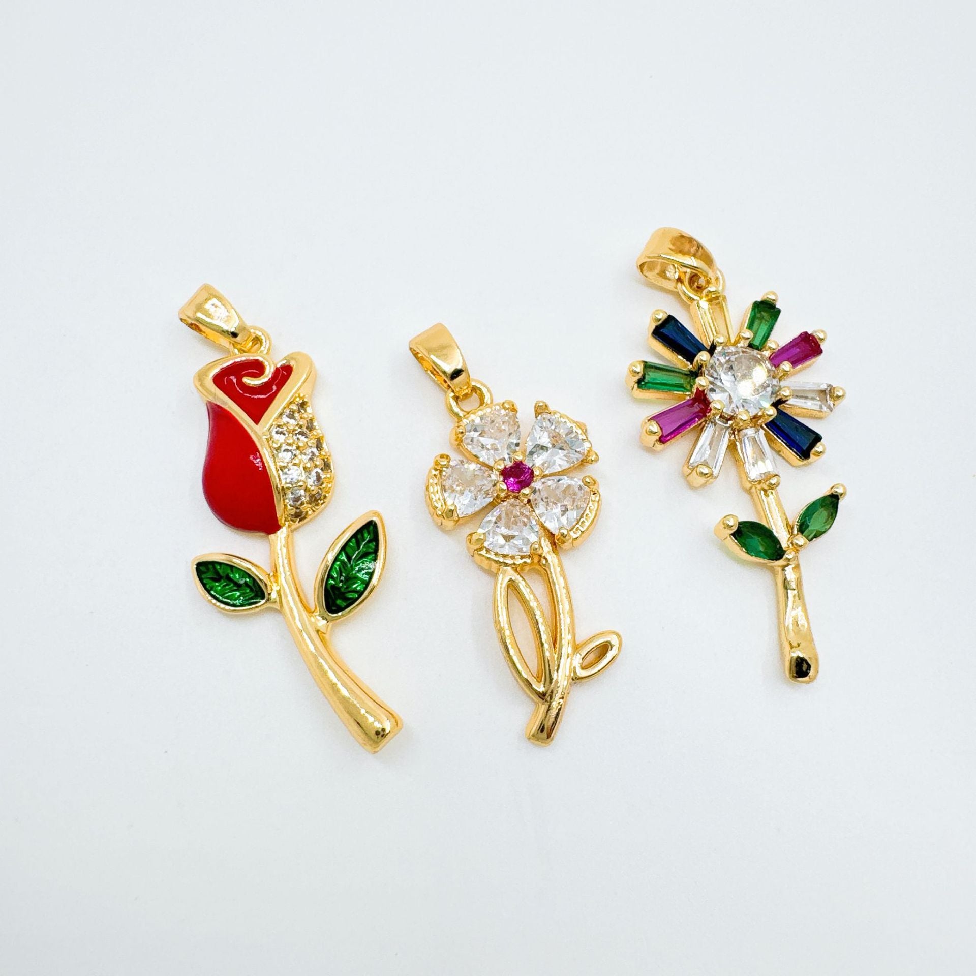 Wholesale Trendy Sweet-Cool Style Rose Flower Pendant Necklace Gold Plated Copper with CZ Jewelry Accessory