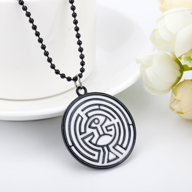 Wholesale retro creative pendant game peripheral necklace