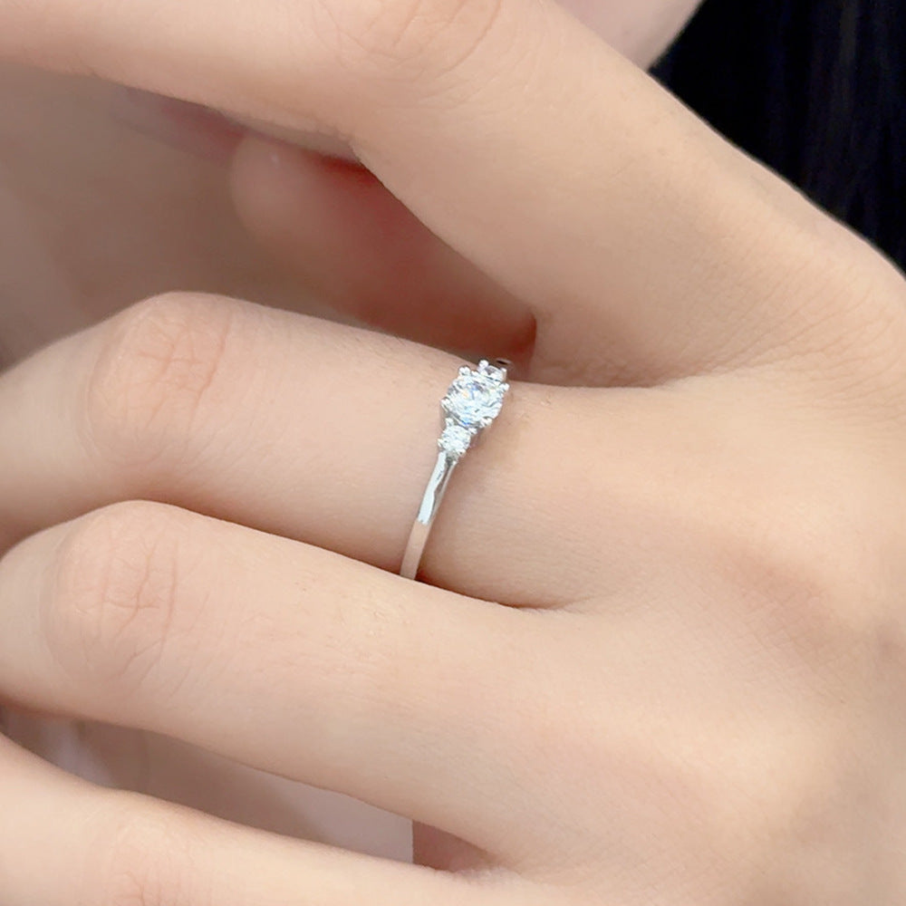 Wholesale 30 carat moissanite four claw light luxury silver ring