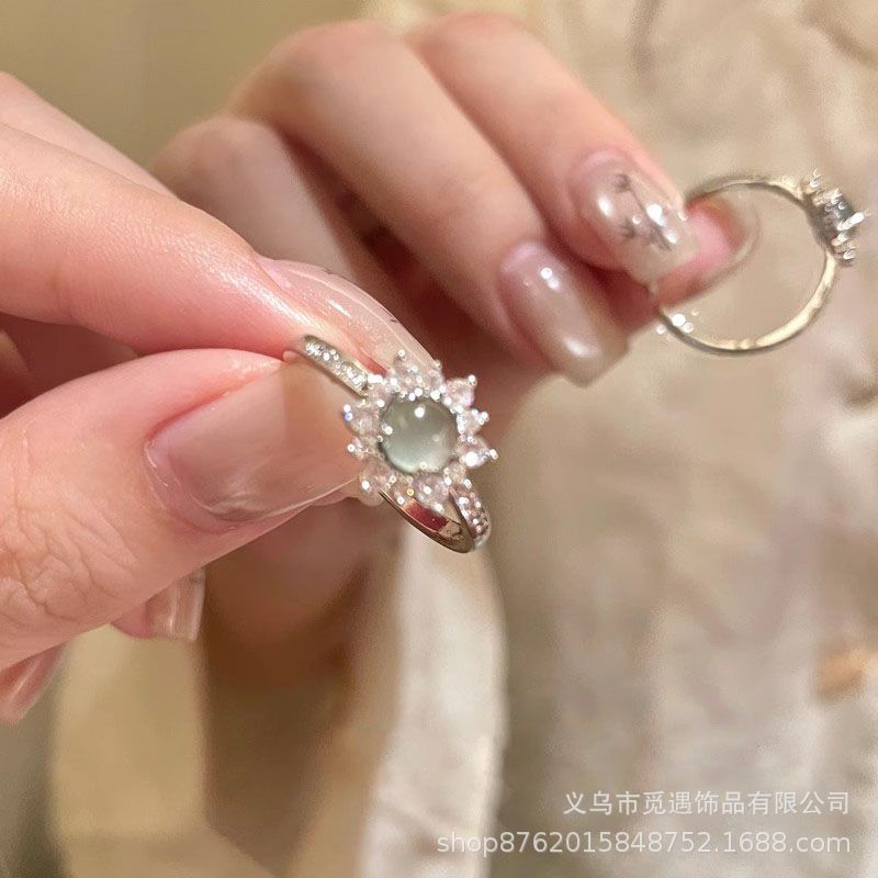 Wholesale New Chinese-Style Green Agate Gourd Ring for Women,  Niche Design Index Finger Ring,  Light Luxury Temperament Ring,  Personality Trend