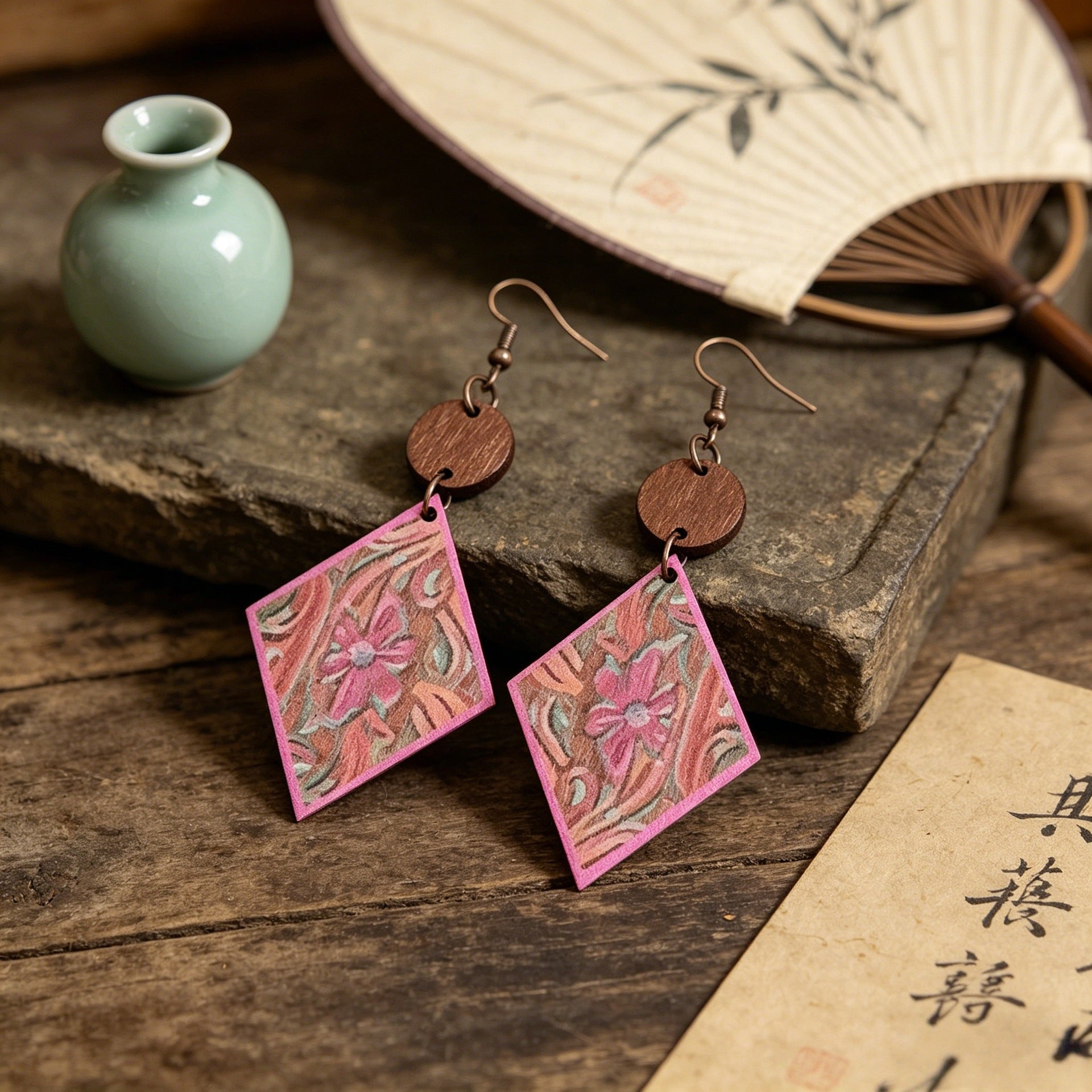 Wholesale Pink Wooden Earrings With Bohemian Vintage Rhombus And Petal Print Party Fashion Jewelry Accessory