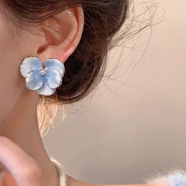 Wholesale  Flower Earrings  Retro Petal Earrings