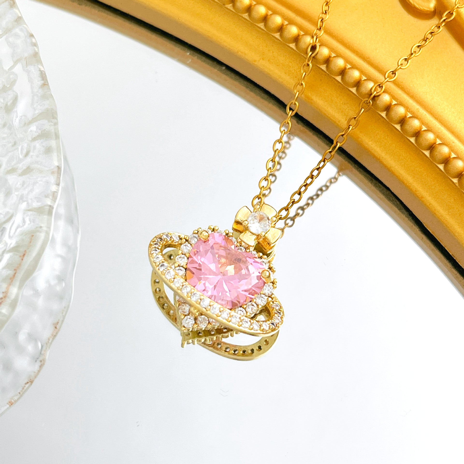 Wholesale Titanium Steel Heart Flower Necklace Gold Plated Sweet Style Boutique Jewelry