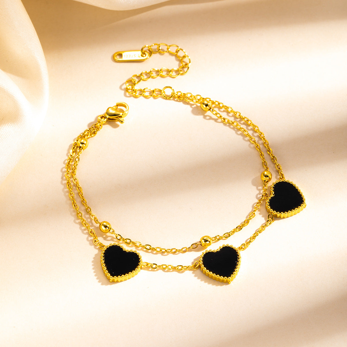Wholesale Korean Fashion Women S Stainless Steel Heart Rhinestone Layered Bracelet Black White Double Sided Jewelry Accessory Everyday Gift