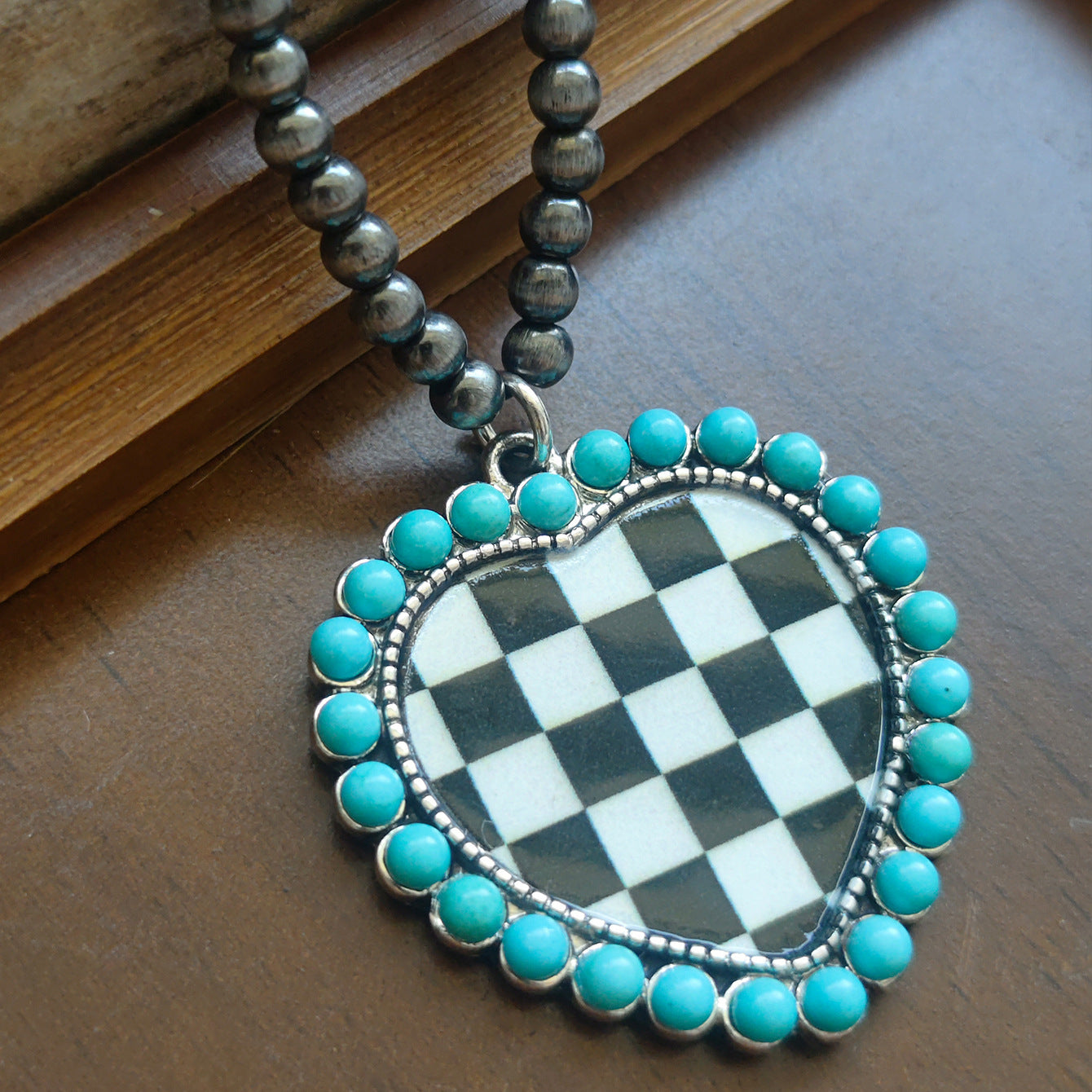 Wholesale Retro Bohemian Heart Pendant Necklace Blue Zinc Alloy Plated Chain Western Cowboy Style Jewelry Accessory