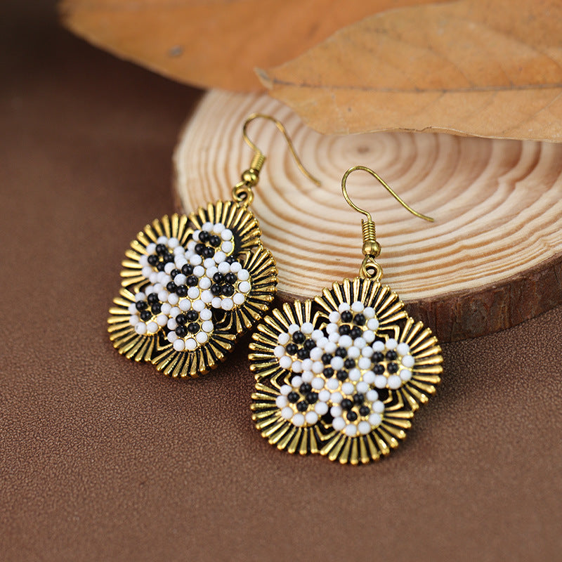 Wholesale Bohemian ethnic style heart-shaped ear hooks