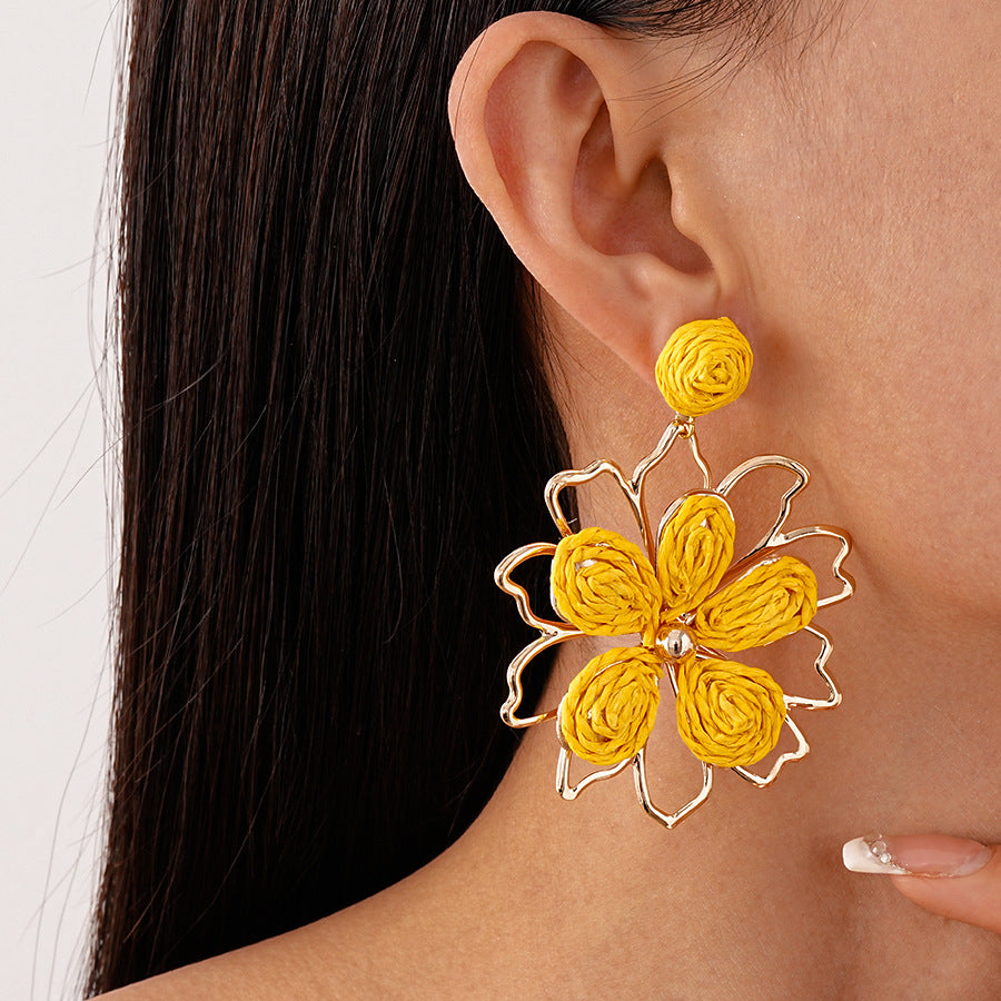 Wholesale  hollowed-out flower silver needle earrings