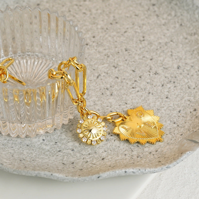 Wholesale light luxury clavicle chain 18K real gold plated necklace