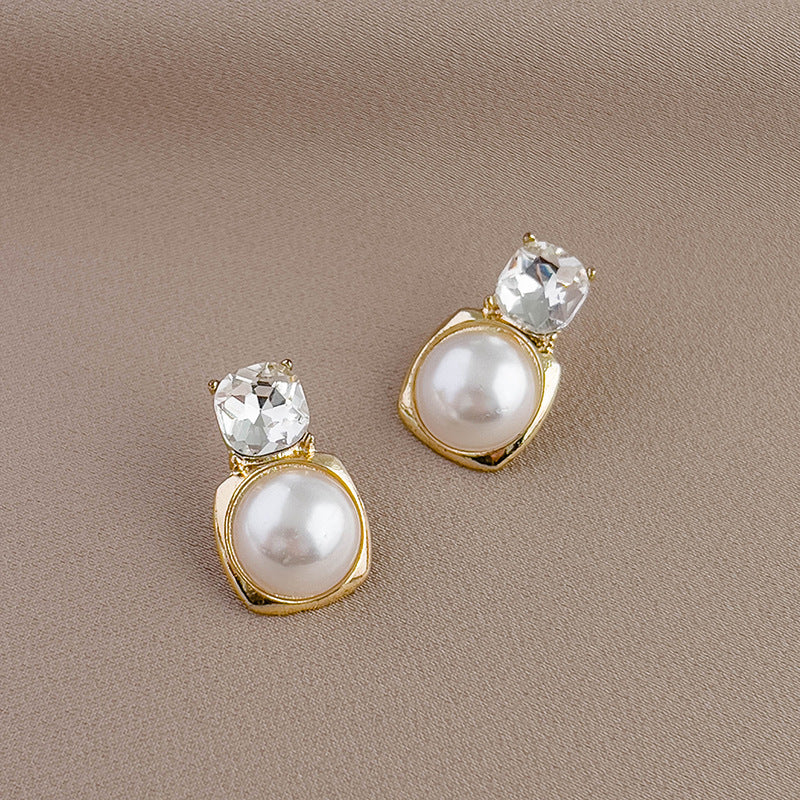 Wholesale Retro Simple Light Luxury Earrings ACC-ES-XiaoCheng006