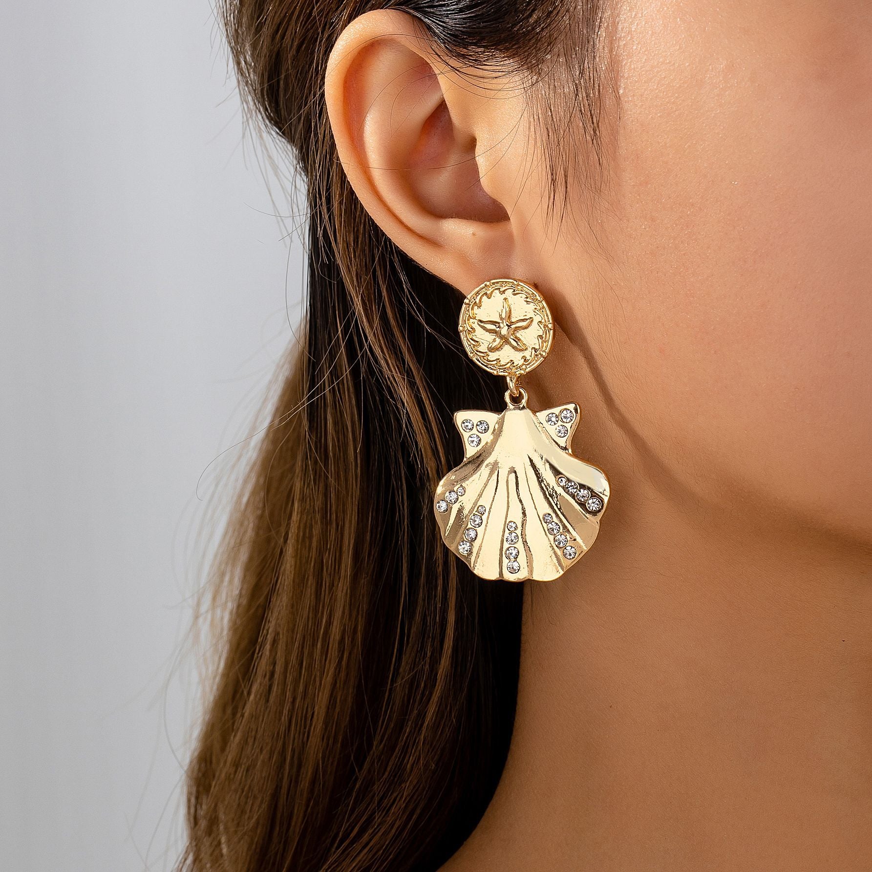 Wholesale Electroplated Alloy Starfish Shell Earrings Vacation Chic Women Jewelry Accessory Boutique Resale
