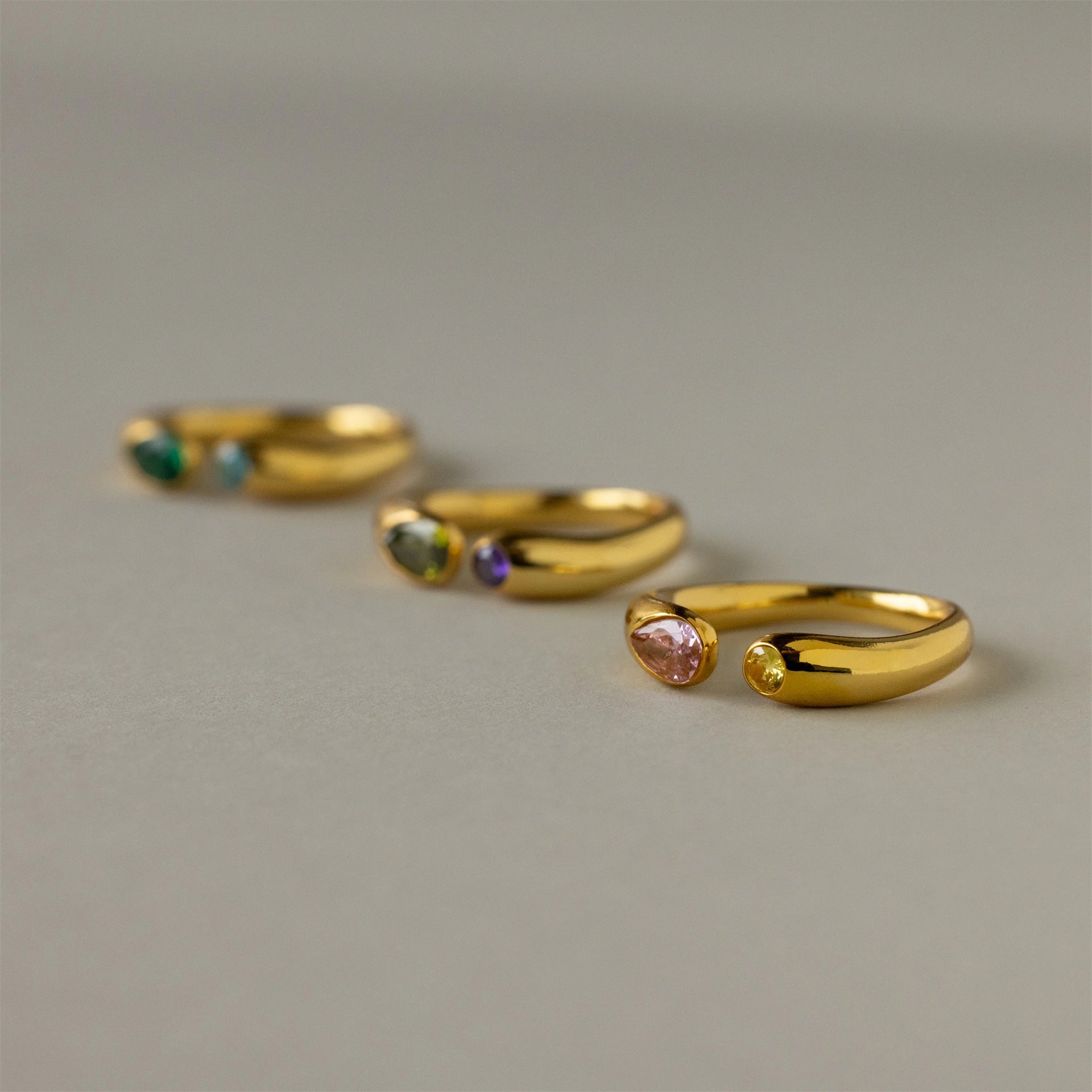 Wholesale Trendy Birthstone Ring Titanium Steel Gold Plated Geometric Oval Adjustable Fashion Accessory Resale