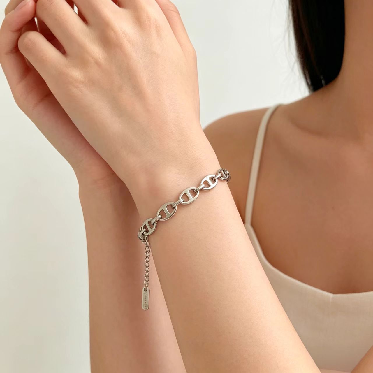 Wholesale Simple Titanium Steel Bracelet - Chic Jewelry Accessory for Everyday Wear