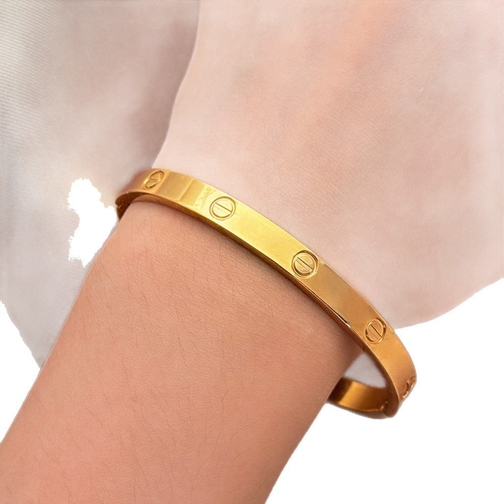Wholesale Four-Leaf Clover Titanium Steel Bracelet with Diamond Clasp Fashion Jewelry Accessory Gift for Women