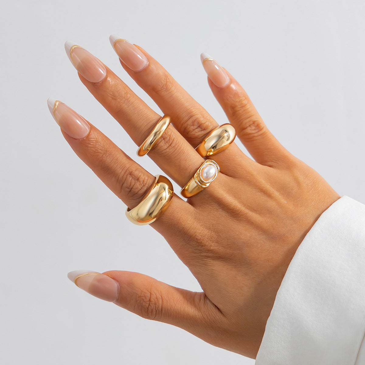 Wholesale Inlaid smooth irregular alloy ring set