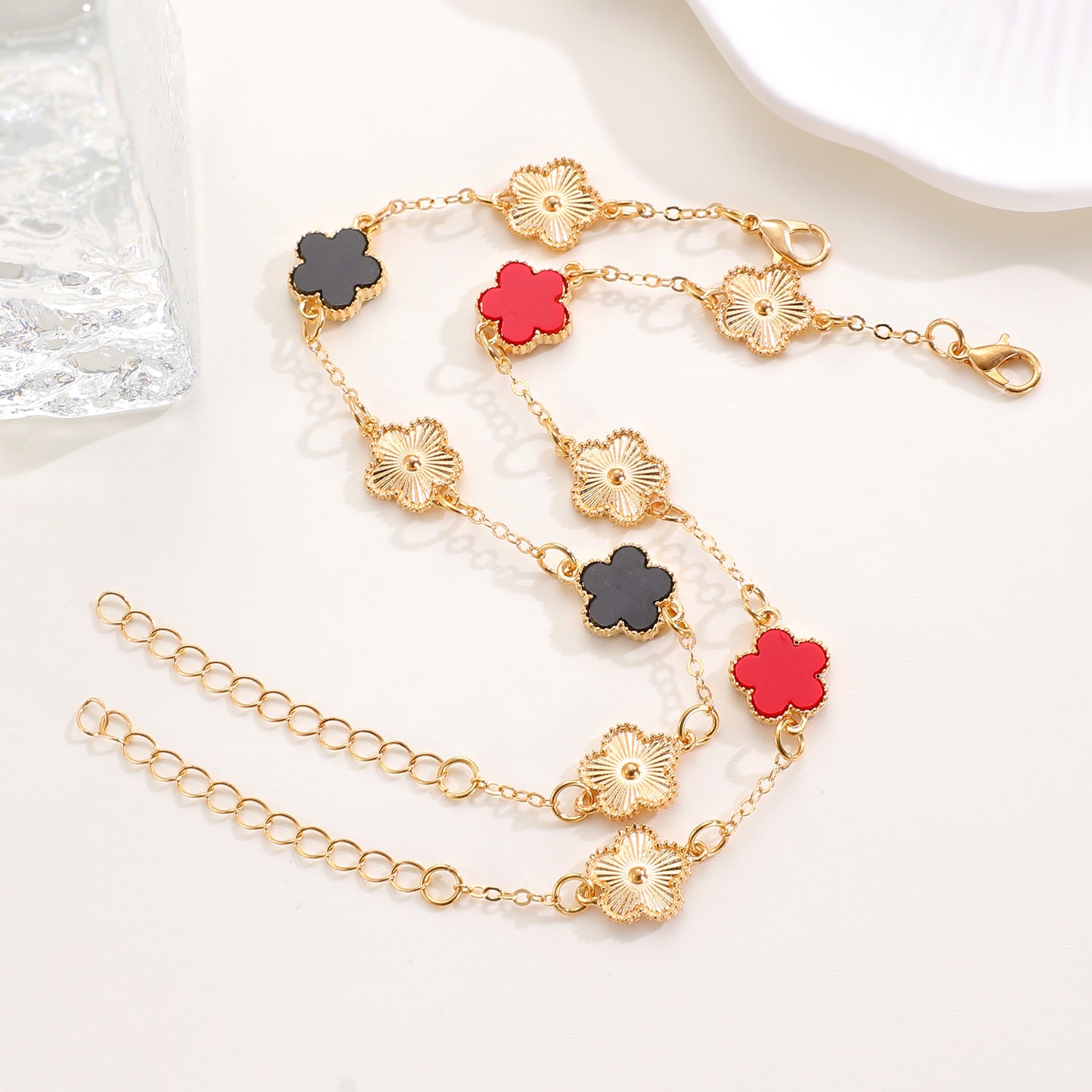 Wholesale Alloy five-leaf clover flower bracelet