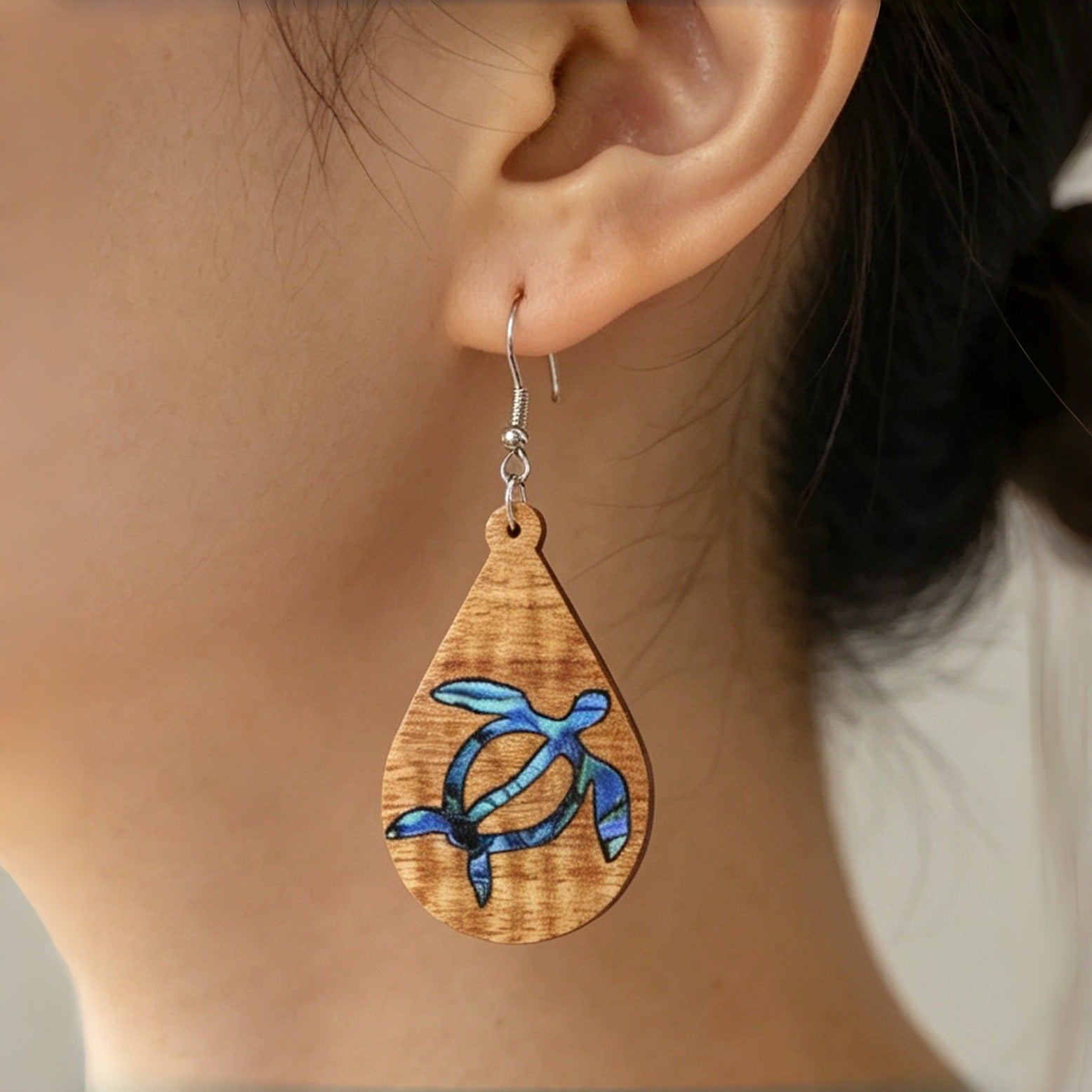 Wholesale Wooden Turtle Earrings Hawaiian Beach Ocean Style Animal Dangle Earrings Fashion Accessory