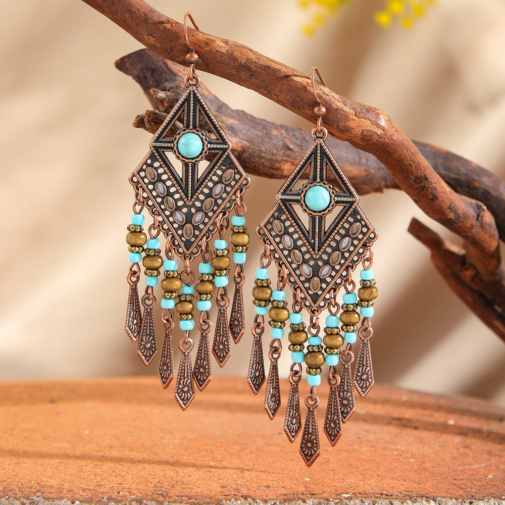 Wholesale Trendy Short Drama Influencer Picks Super Popular Fashion Earrings Versatile Niche Earrings High-End Feel Wholesale from Yiwu Manufacturer