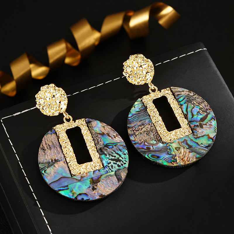 Wholesale  fashion round large earrings retro exaggerated temperament earrings