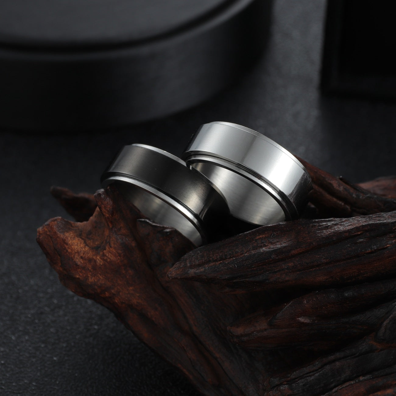 Wholesale  8MM width titanium steel rotating men's ring