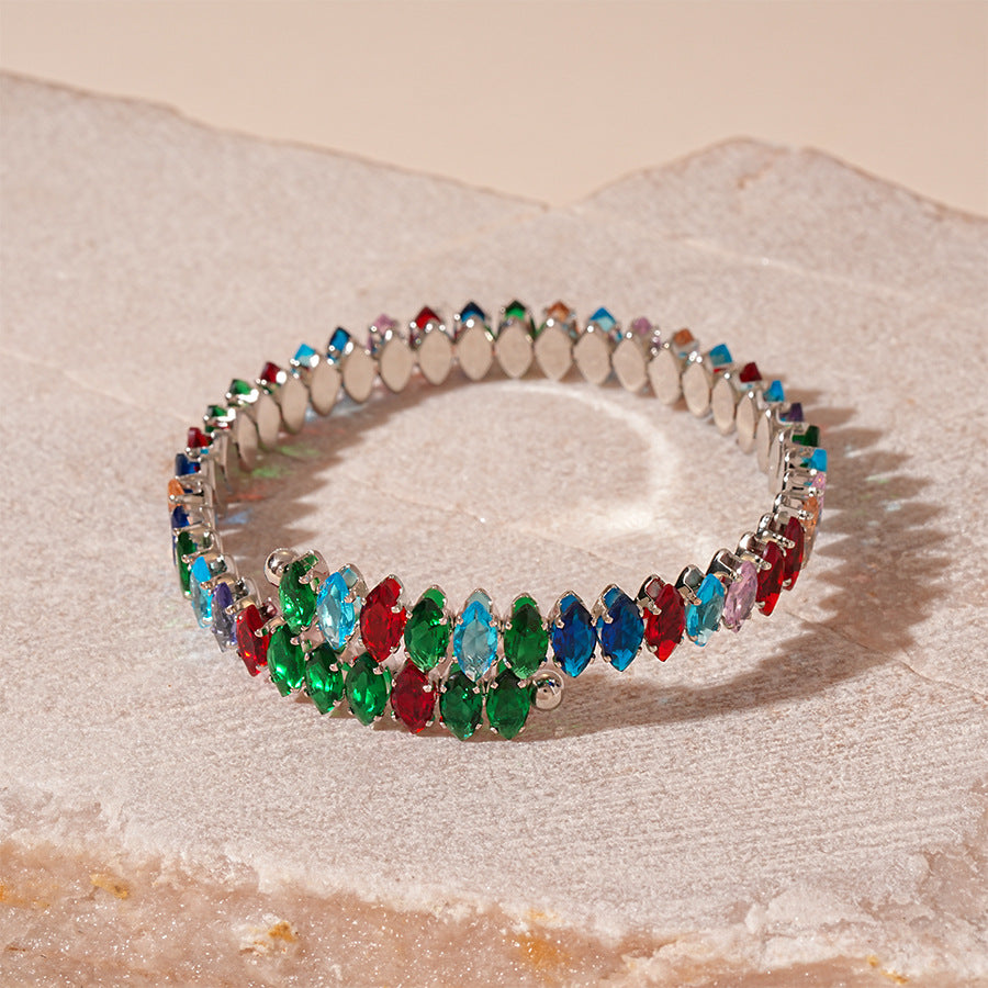 Wholesale Light luxury style contrasting color zircon water drop-shaped circle open collar bracelet